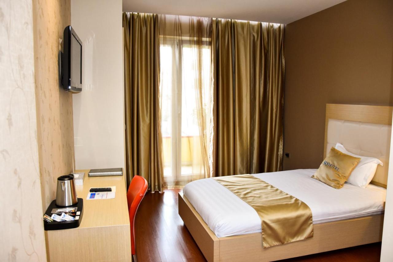 Hotel Sky 2