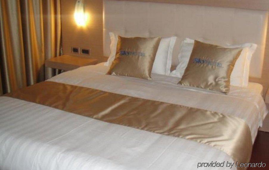 Sky 2 Hotel 4*