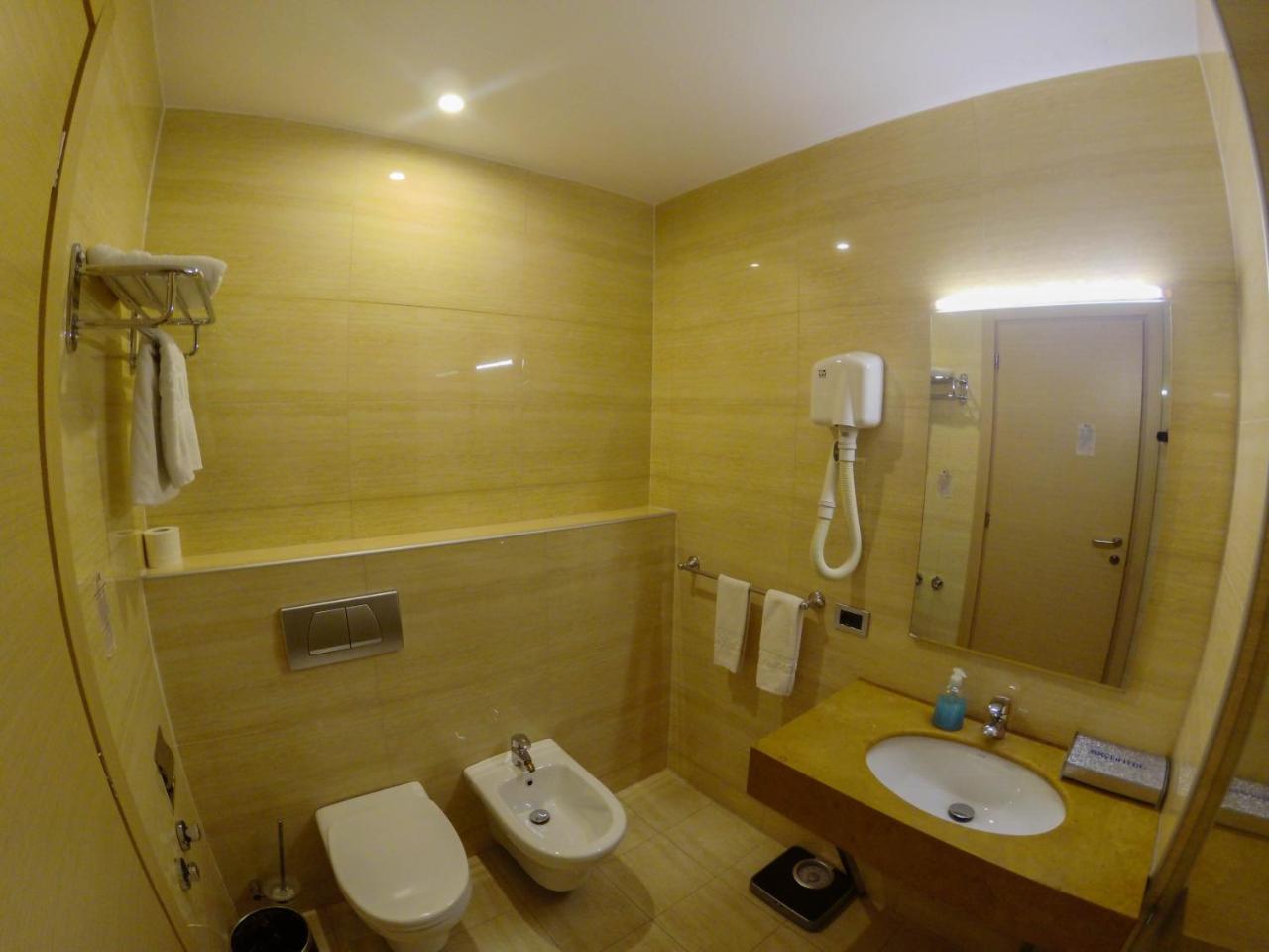 Sky 2 Hotel 4*