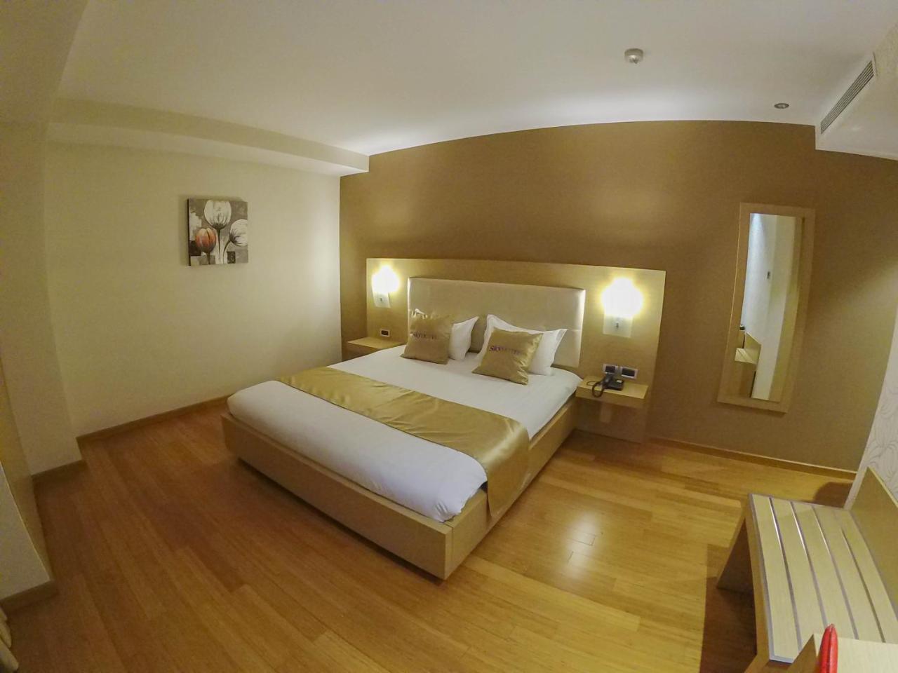 Sky 2 Hotel 4*