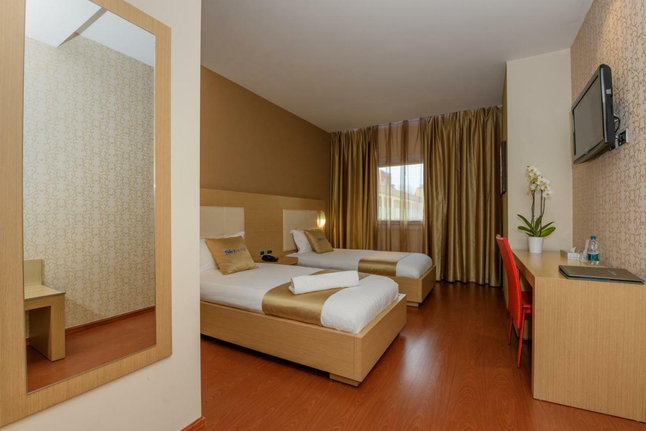 Sky 2 Hotel 4*